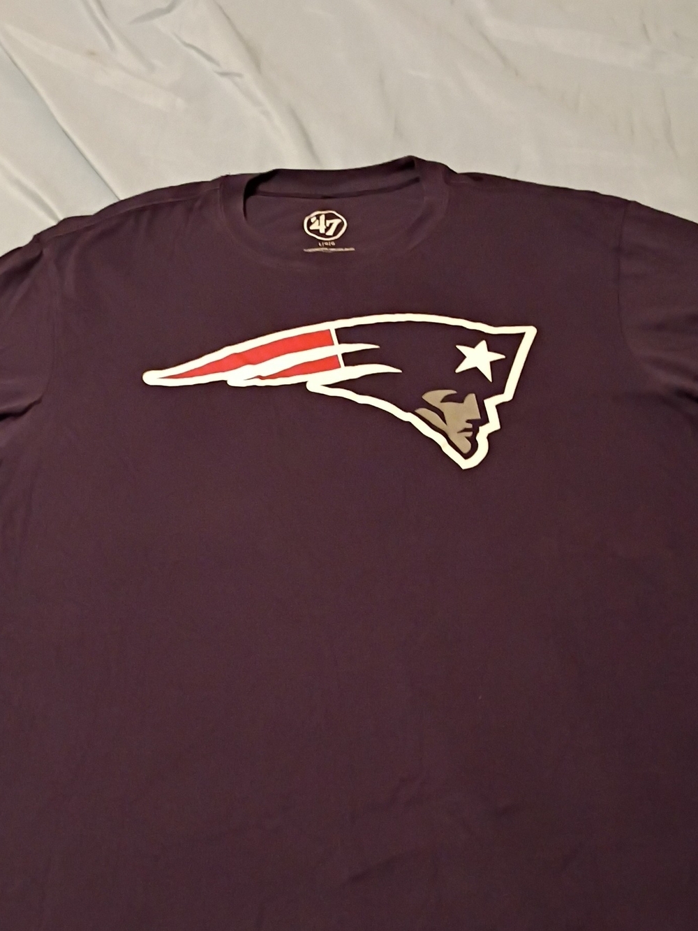 '47 Brand New England Patriots Short Sleeve Tee - Navy with Red & White Logo